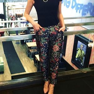 Floral ankle pants